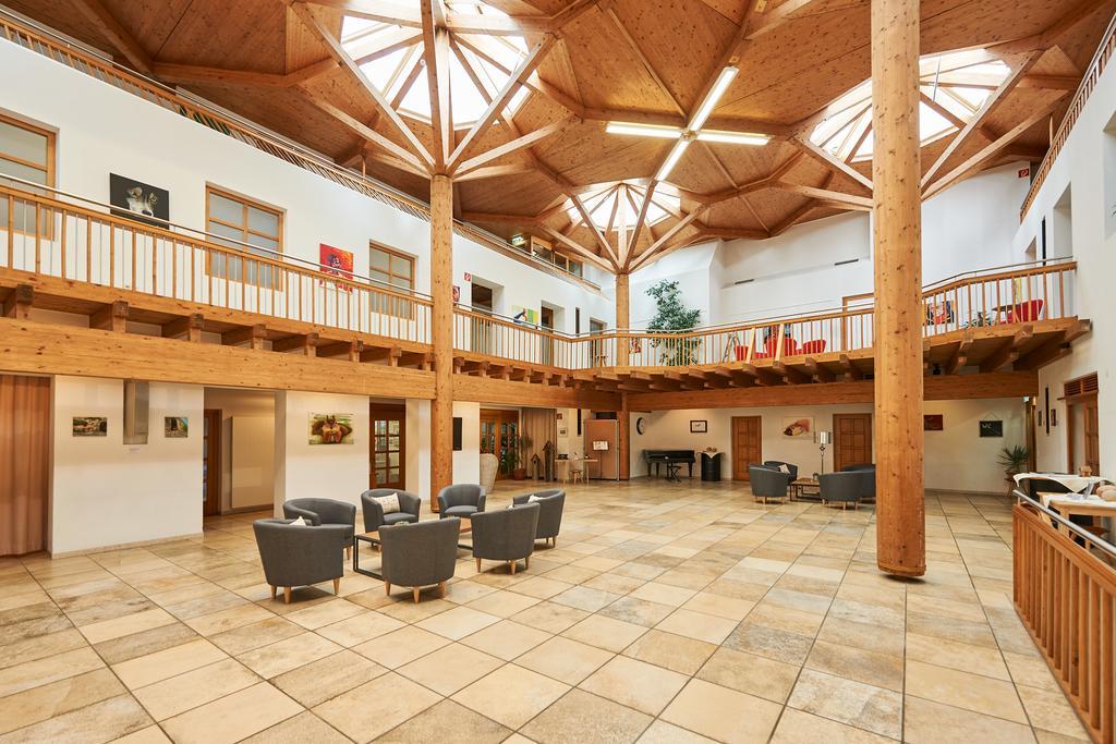 Seminar- Und Gaestehaus Im Kloster Безау Экстерьер фото